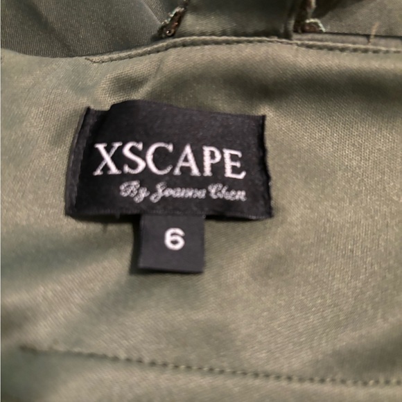 Party Dress  Xscape Size 6 - Picture 4 of 5